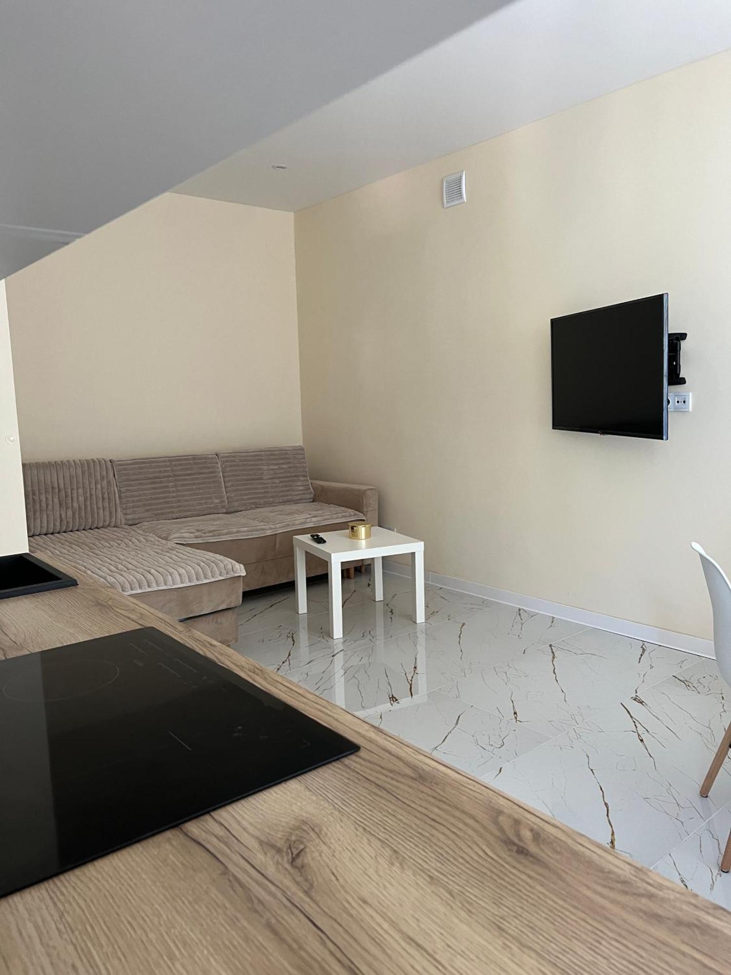 לודז' Nowe Luksusowe Apartamenty Manufaktura-Prywatny Na Wylacznosc-Wanna-Zamykany Ogrodzony Parking, Blok,Niskie Pietro-Cisza I Spokoj מראה חיצוני תמונה